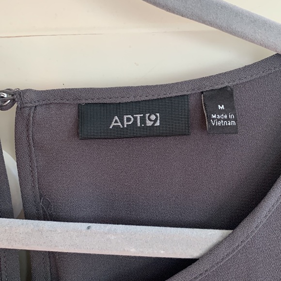 dark gray cap sleeve top - Picture 3 of 5